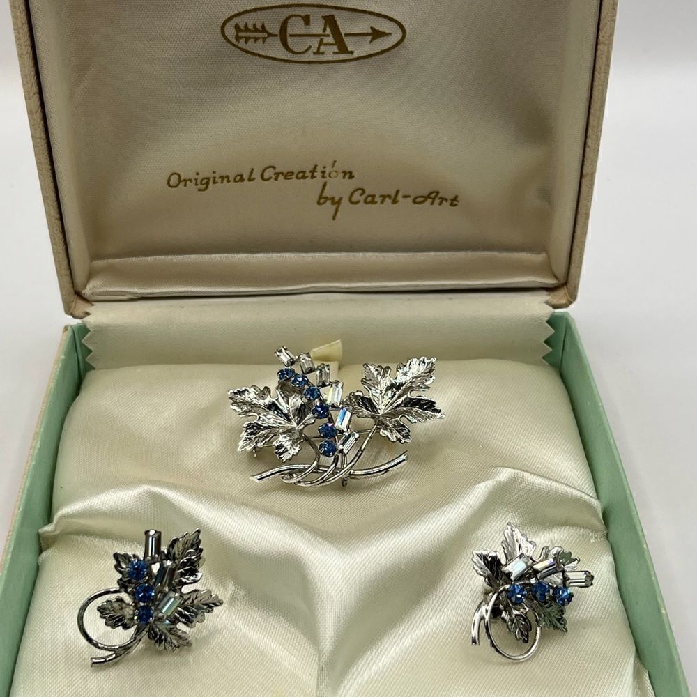 Carl-Art Vintage Set Of Sterling Pin And Earrings, In Original Box